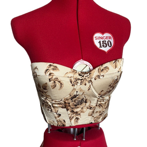 SHEIN Cream Floral Crop Top SM441